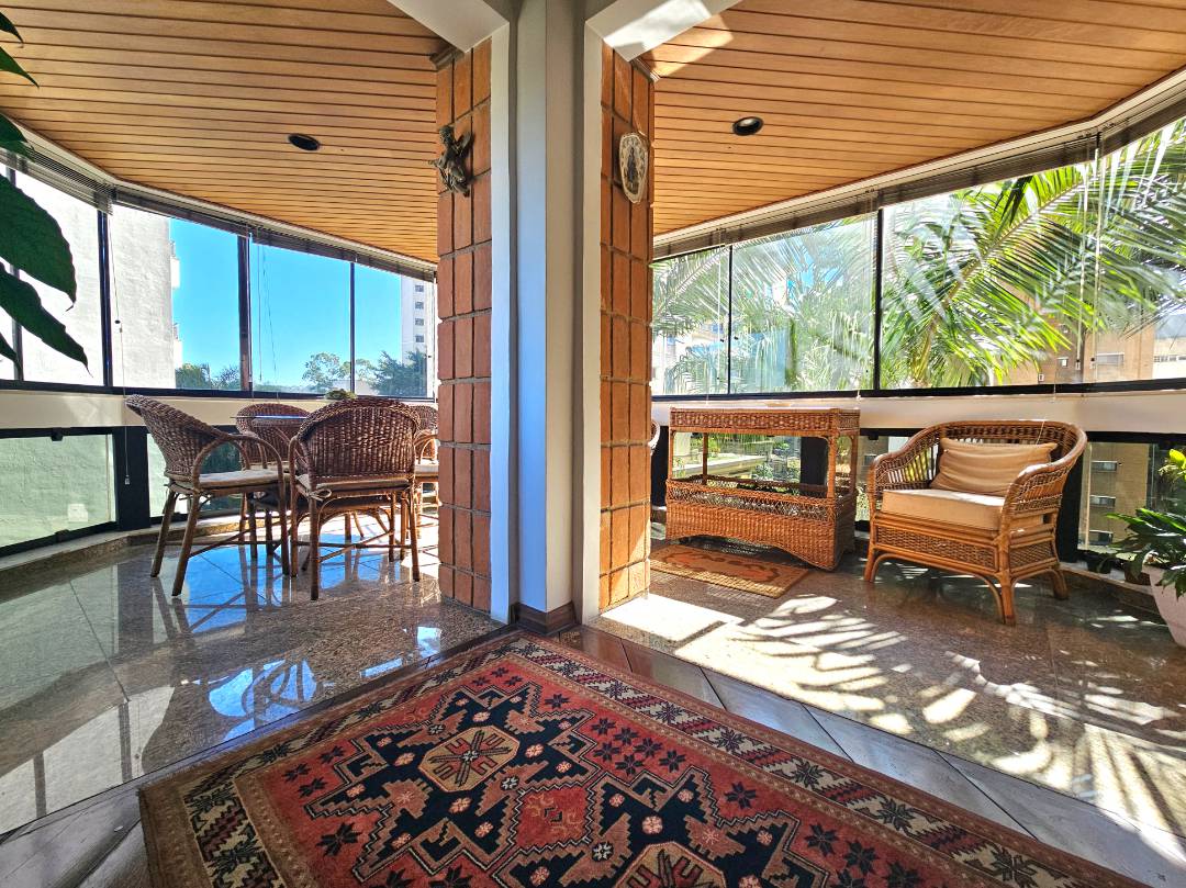 Apartamento à venda com 3 quartos, 155m² - Jardim Paulistano,São Paulo