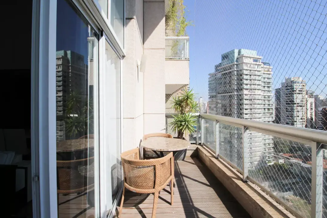 Apartamento para alugar com 2 quartos, 134m² - Vila Nova Conceição,São Paulo