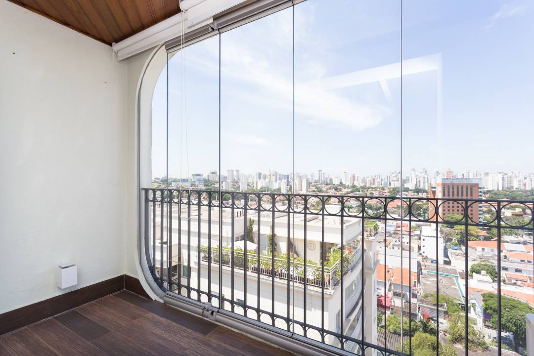 Cobertura à venda com 2 quartos, 182m² - Indianópolis,São Paulo