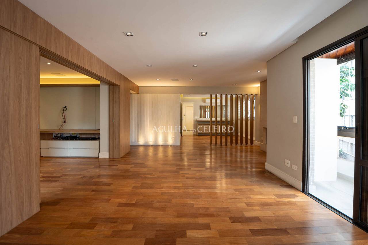 Apartamento à venda com 3 quartos, 216m² - Moema Índios,São Paulo