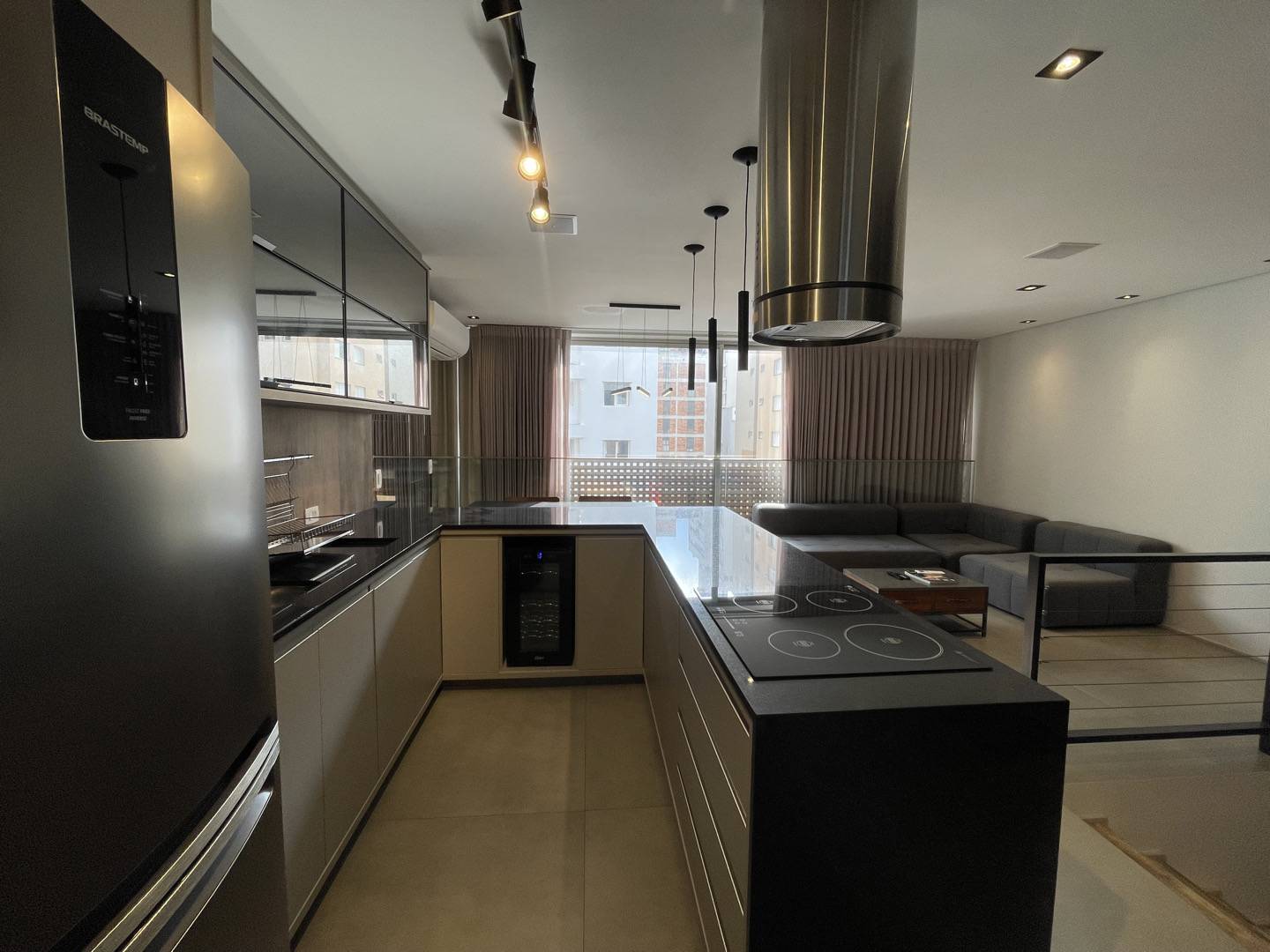 Apartamento para alugar com 1 quarto, 85m² - Itaim Bibi,São Paulo