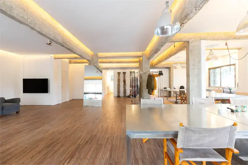 Apartamento à venda com 2 quartos, 137m² - Jardim Europa,São Paulo