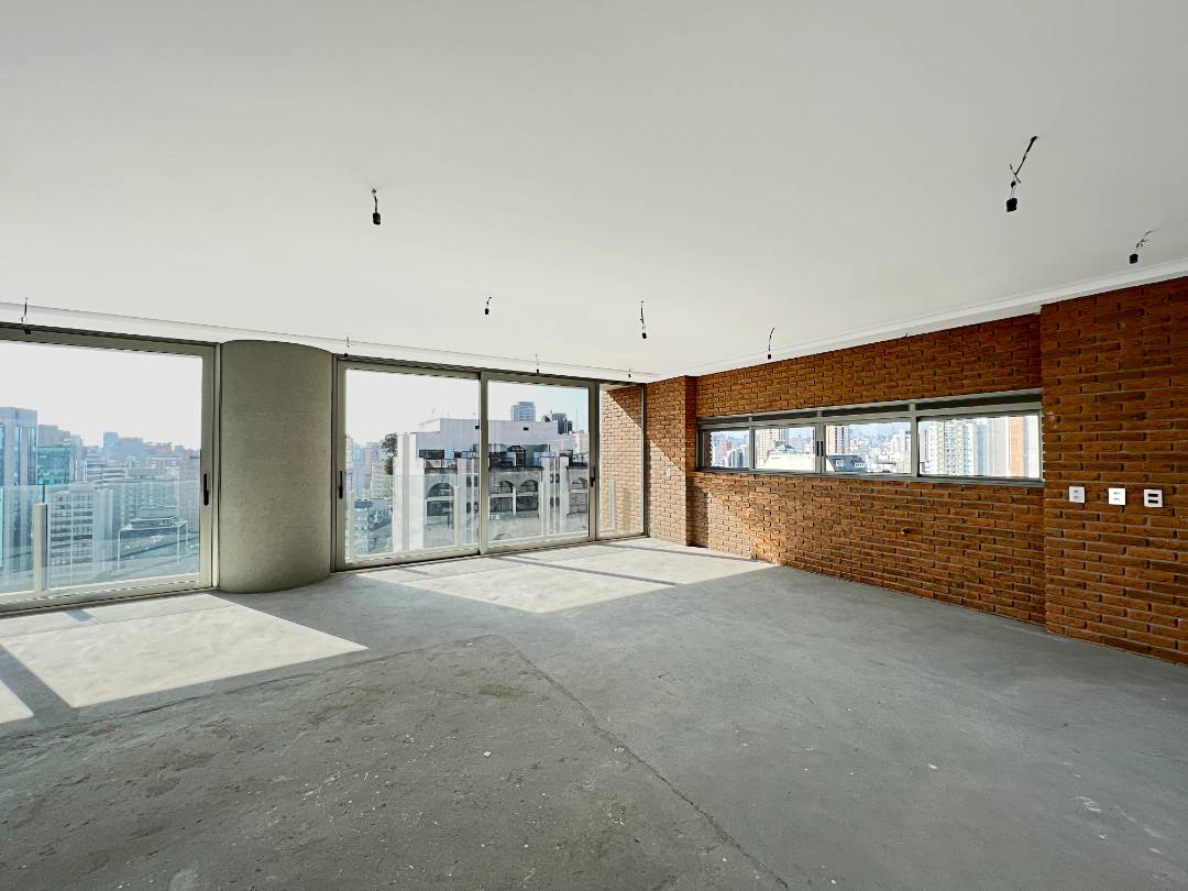 - Apartamento com 335 m², 4 quartos sendo 4 suítes à venda no bairro Itaim Bibi.