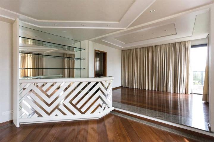 Apartamento com 228 m², 4 quartos sendo 4 suítes à venda no bairro Moema. - Andréa Vallis