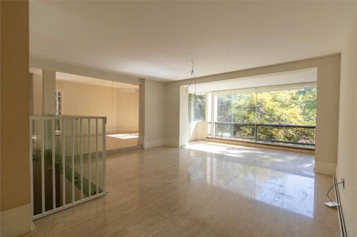 Duplex à venda com 4 quartos, 284m² - Jardim Europa,São Paulo