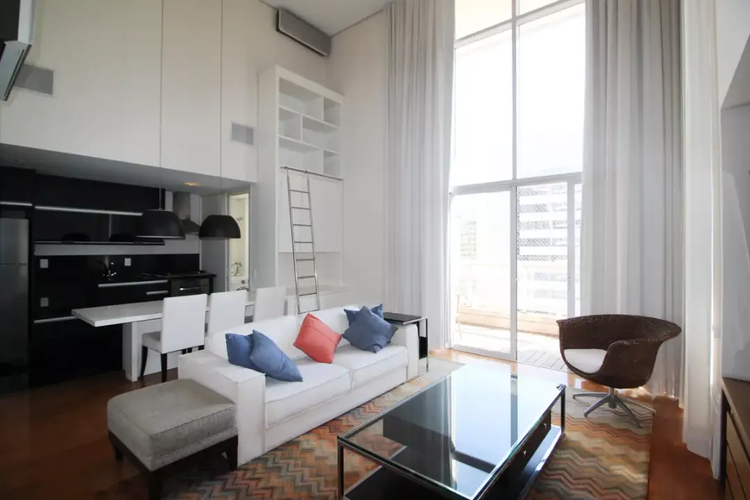 Apartamento para alugar com 2 quartos, 134m² - Vila Nova Conceição,São Paulo