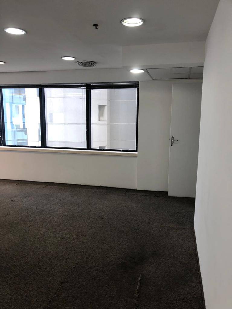 - Comercial com 125 m²,  para alugar no bairro Itaim Bibi.