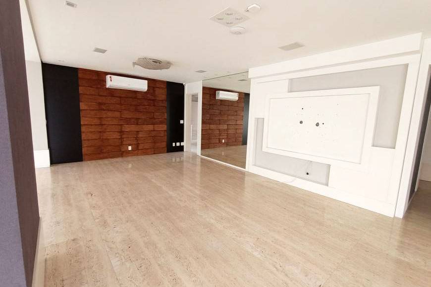 - Apartamento com 288 m², 4 quartos sendo 4 suítes à venda no bairro Campo Belo.