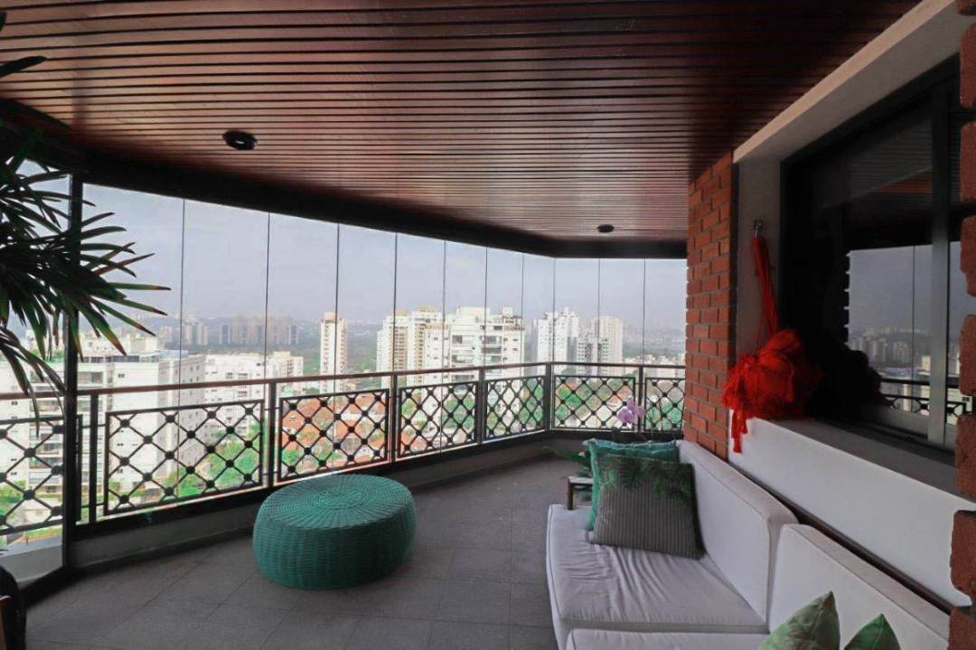 Apartamento com 310 m², 4 quartos sendo 4 suítes à venda no bairro Alto da Lapa. - Andréa Vallis