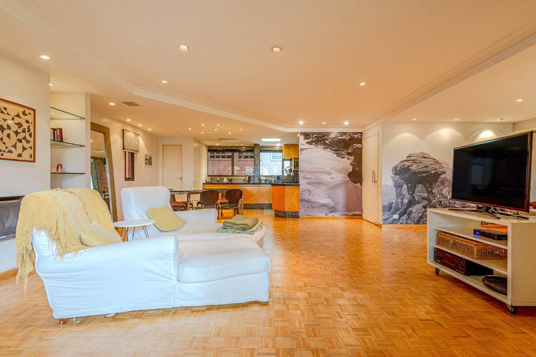 Apartamento à venda com 2 quartos, 154m² - Vila Nova Conceição,São Paulo