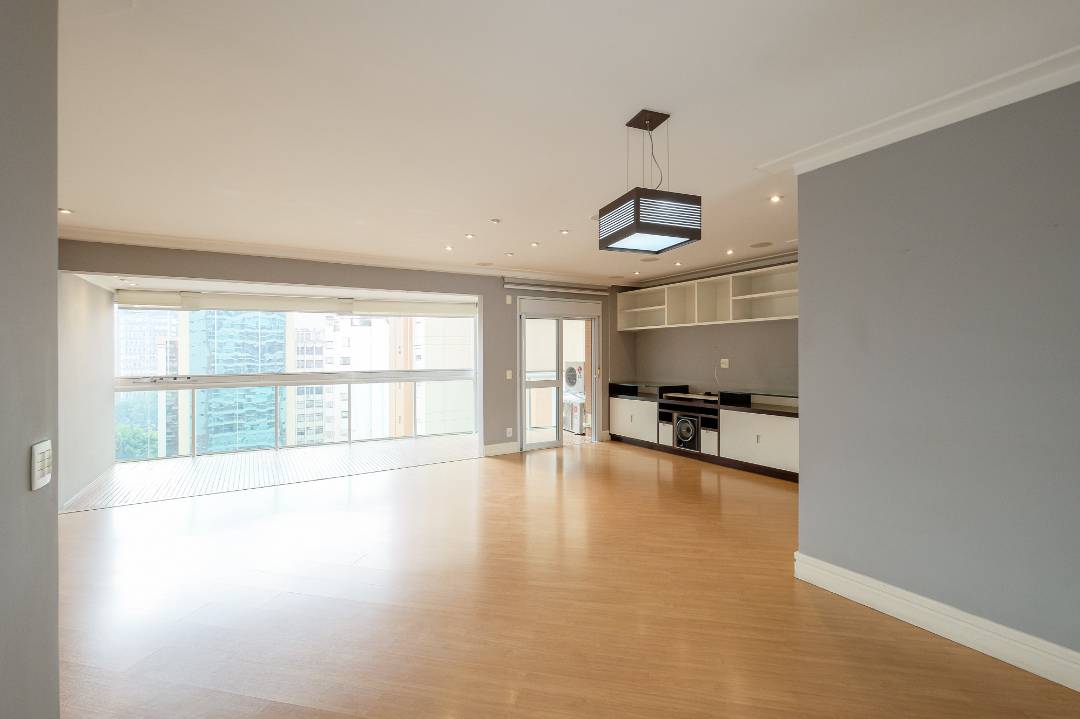 Apartamento à venda com 3 quartos, 124m² - Vila Olímpia,São Paulo