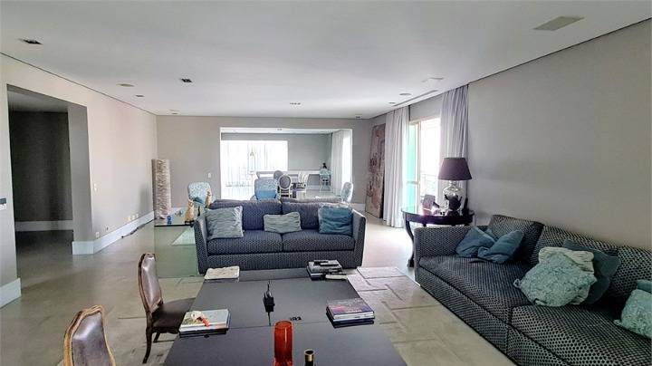 - Apartamento com 465 m², 4 quartos sendo 4 suítes à venda no bairro Jardim Paulistano.