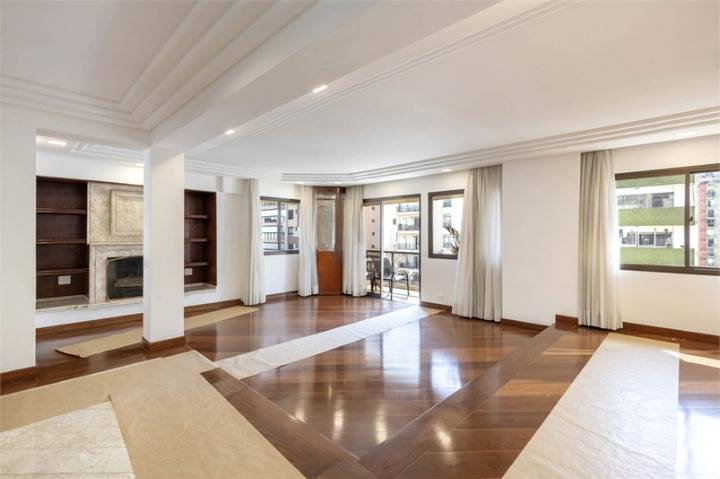 Apartamento Amplo de 189 m² no Jardins – 3 Suítes e 4 Vagas - Andréa Vallis
