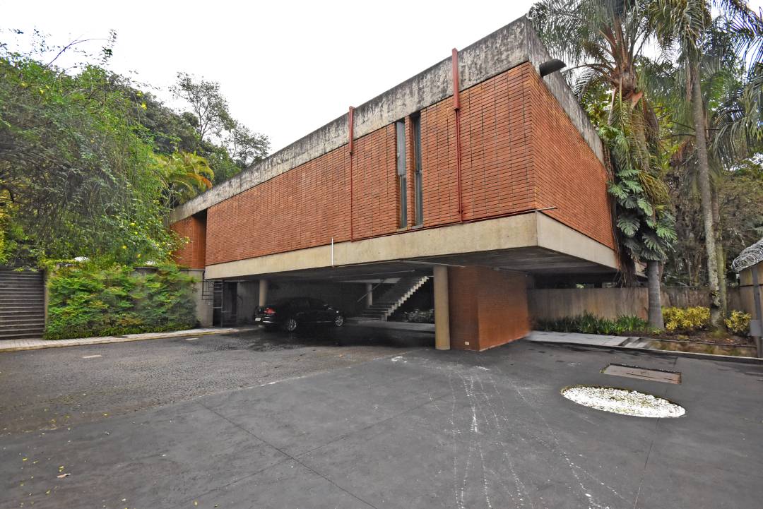 Casa à venda com 4 quartos, 976m² - Cidade Jardim,São Paulo