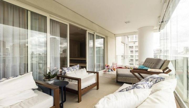 - Apartamento com 157 m², 2 quartos sendo 2 suítes à venda no bairro Itaim Bibi.