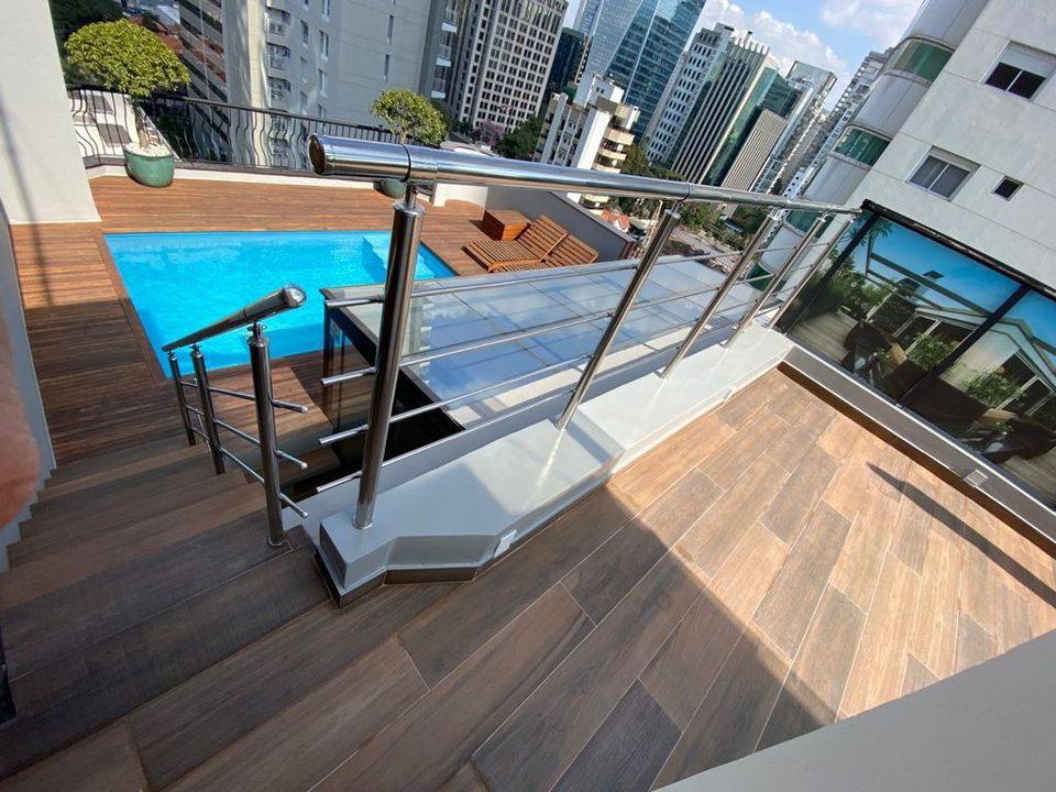 Cobertura à venda com 4 quartos, 220m² - Itaim Bibi,São Paulo