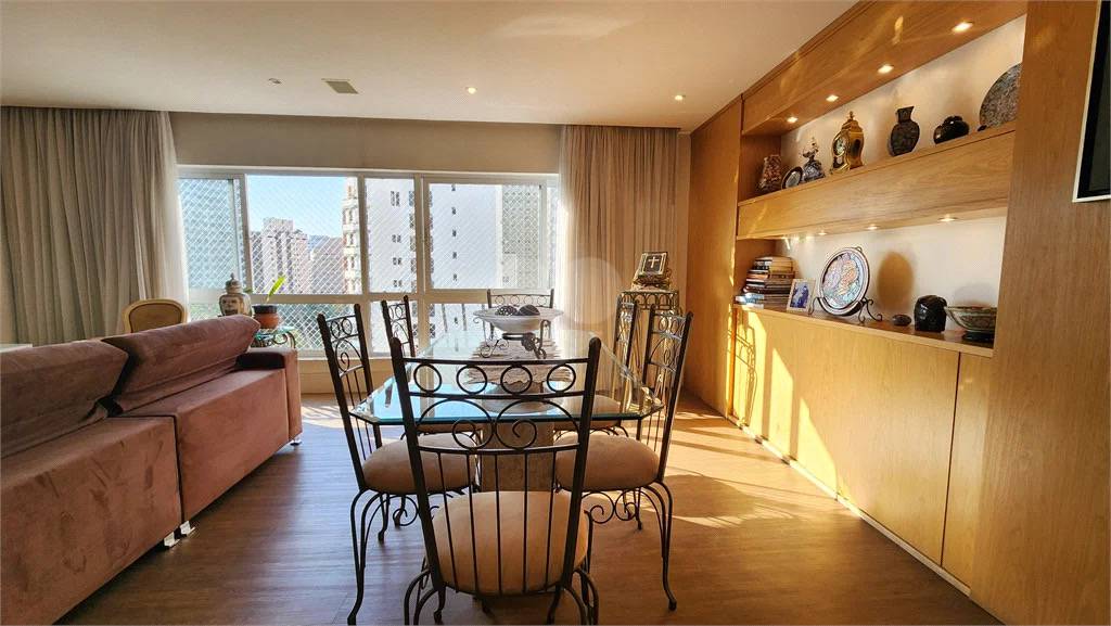Apartamento à venda com 2 quartos, 127m² - Vila Nova Conceição,São Paulo