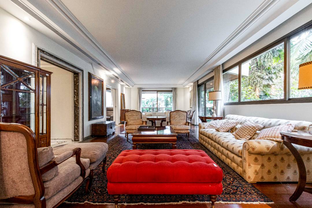 Apartamento com 387 m², com 4 quartos sendo 3 suítes à venda em um dos Condomínios mais exclusivos da  Vila Nova Conceição. - Andréa Vallis