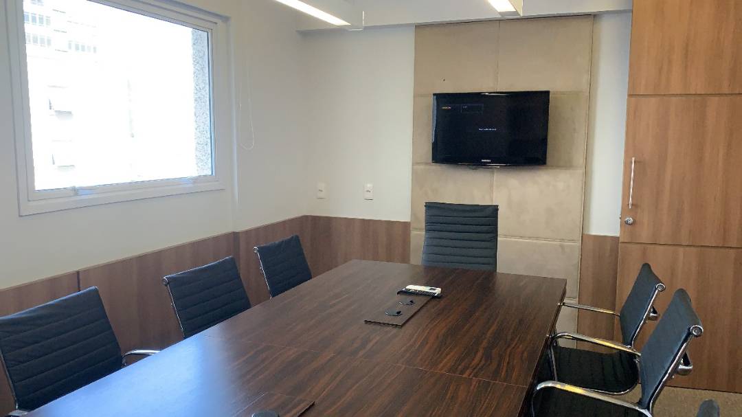 - Comercial com 110 m²,  à venda no bairro Itaim Bibi.